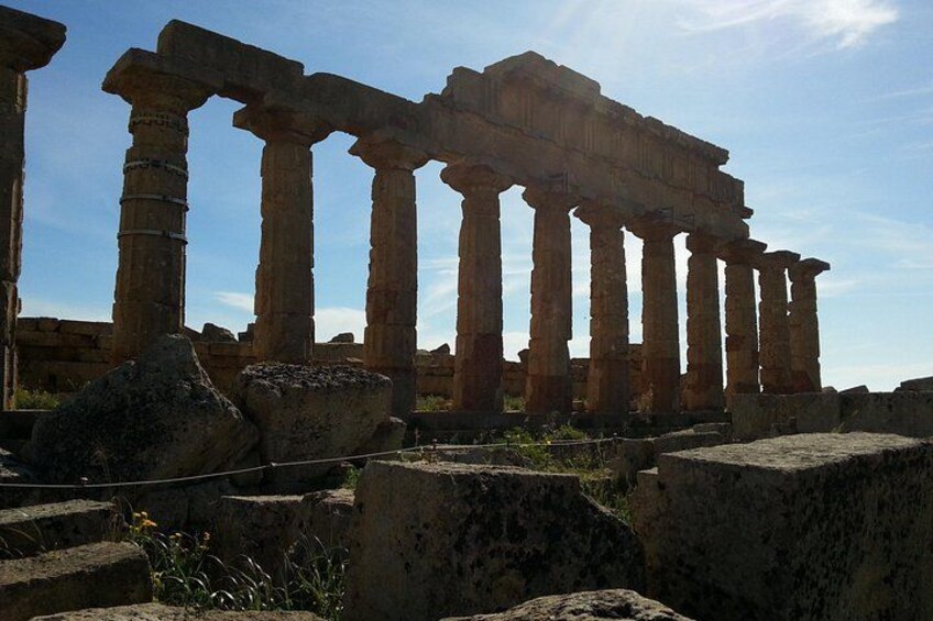 Visit Segesta and Selinunte from Trapani 2
