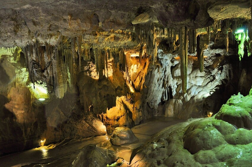 Green Grotto Caves plus Dunns River Falls Day Trip