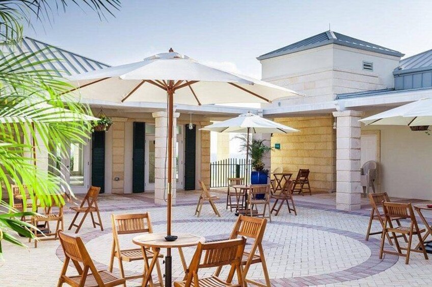 Courtyard 4
