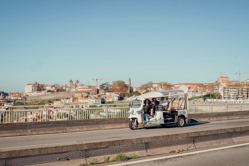 Discover Porto & Gaia Highlights by Private Tuk Tuk (2–4H) 2
