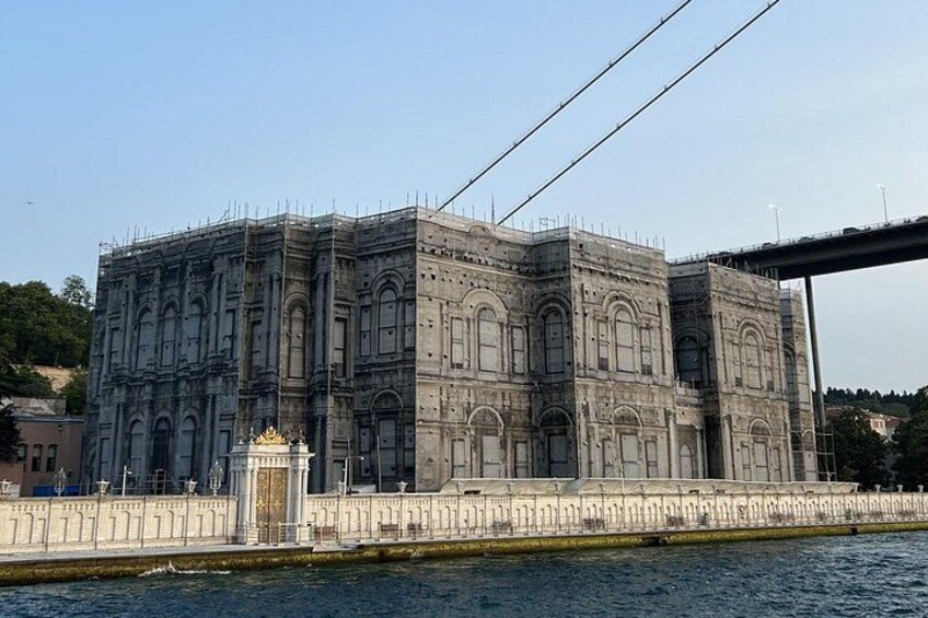 Bosphorus Explorer: 2-Hour Cruise Throughout the Day 2