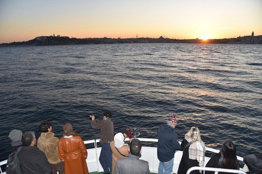 Bosphorus Explorer: 2-Hour Cruise Throughout the Day 3