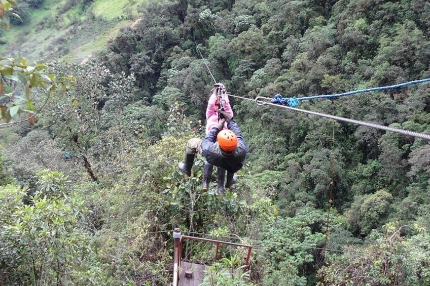 Canopy Ziplining in Puntzan Adventure Park 2