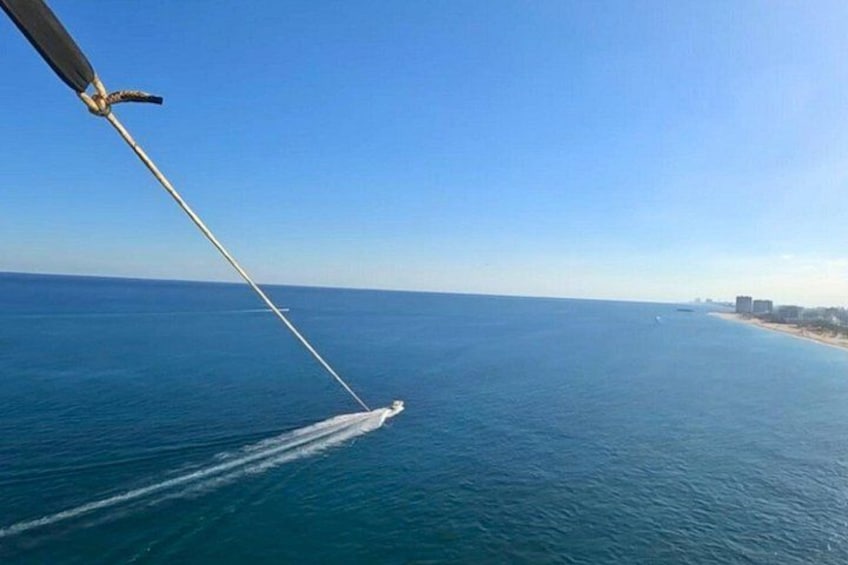 Ocean Parasailing Adventure In Fort Lauderdale, FL 4