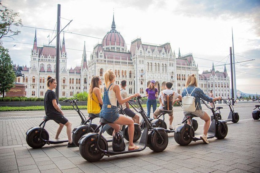Guided Tours in Budapest on E-Scooter with various routes 1