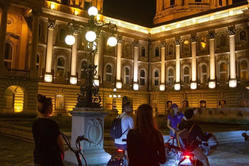 Guided Tours in Budapest on E-Scooter with various routes 2