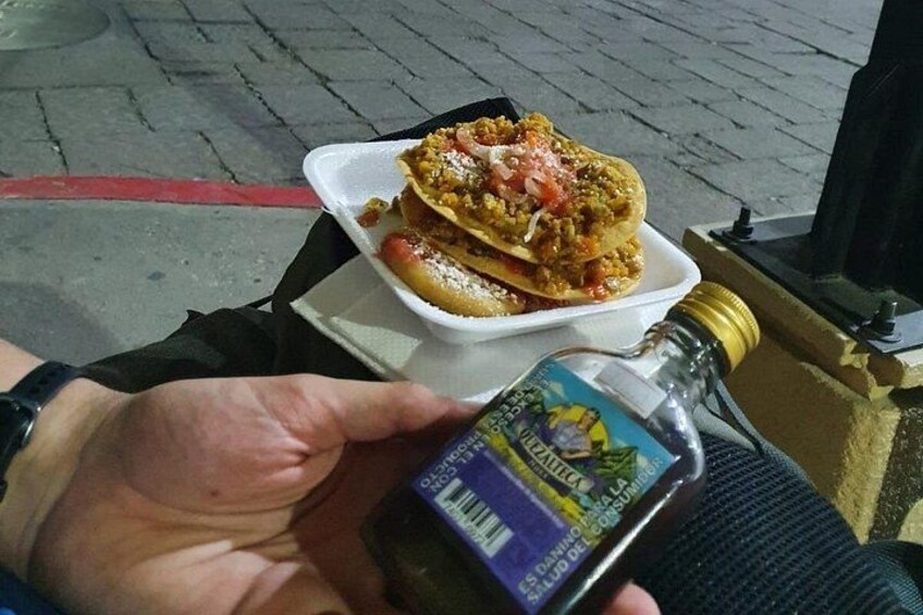Street Food Evening Tour in Antigua 2