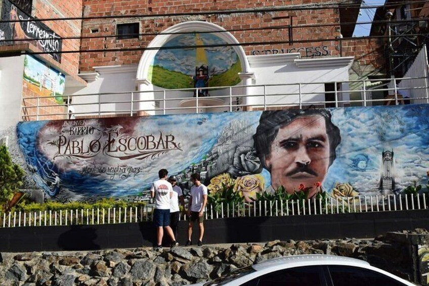 Pablo Escobar Tour Museum History and Beer 2