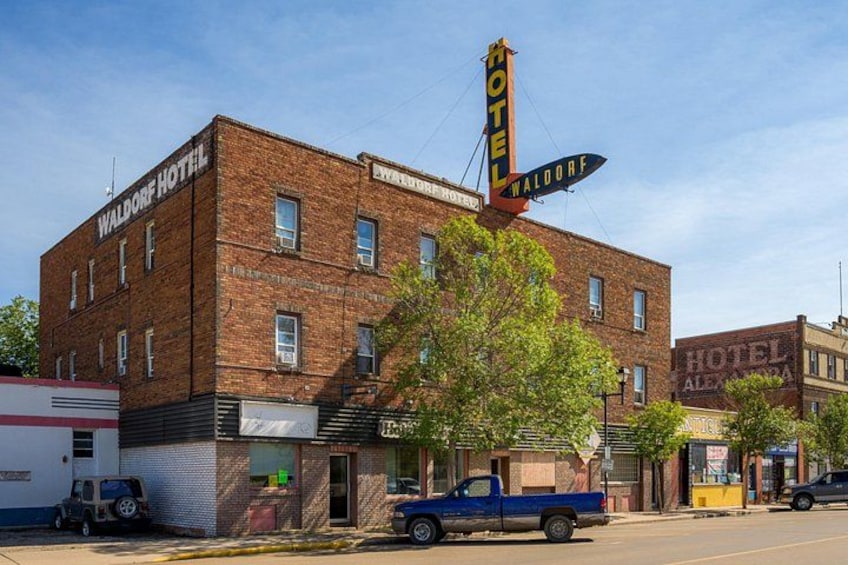 Ghosts of Drumheller: a Smartphone Audio Ghost Tour 2