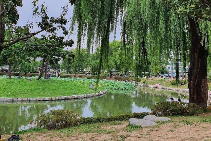 'Yongyeong', a pond of dragon near BanghwaSooryuJeong. 2