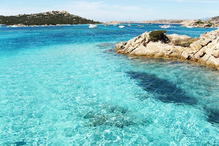 La Maddalena archipelago: Boat rental with skipper 2