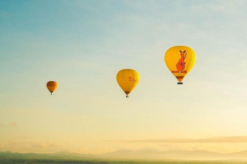 Hot Air Ballooning Tour from Northern Beaches near Cairns 2
