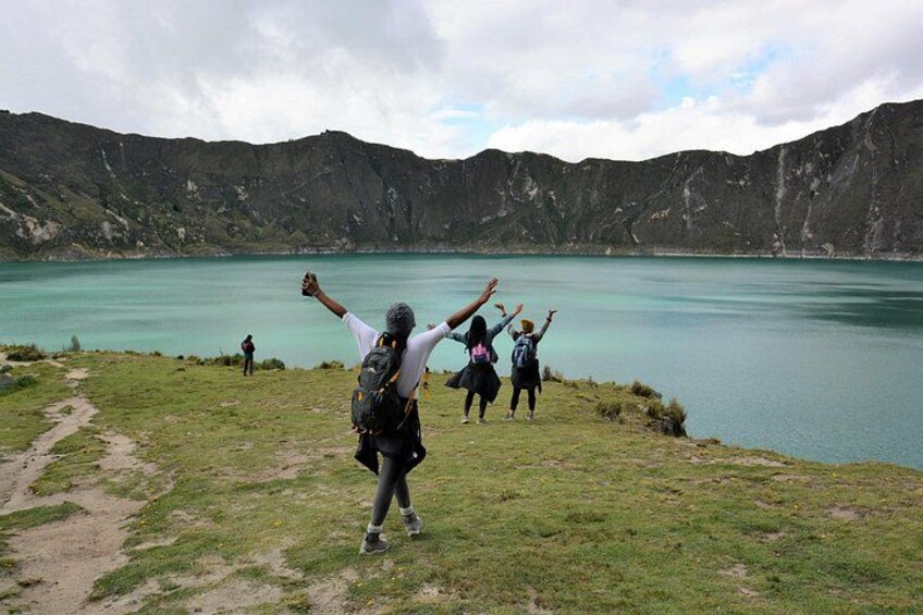 Full-Day Tour to Quilotoa Lagoon From Quito with Lunch 3