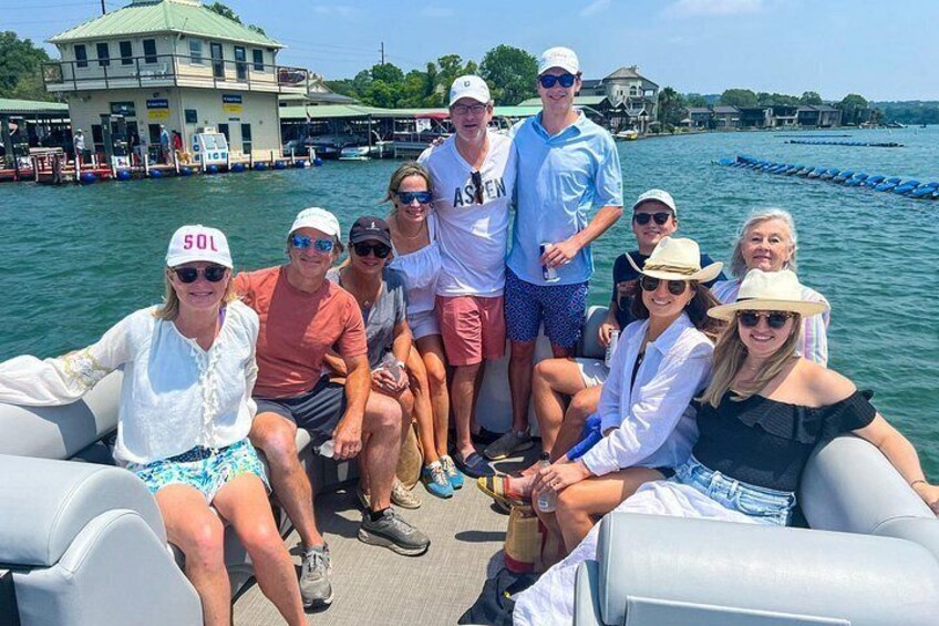 Bring your loved ones and come relax on Lake Austin with our partially guided boat cruise! 5
