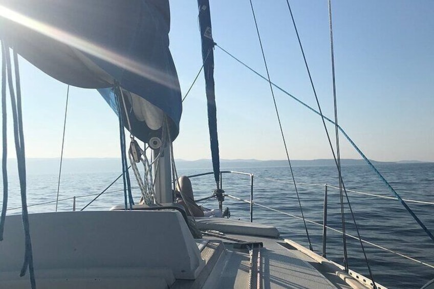 Sailing Brac Island from Split:Small Group Tour in Half Day with Swim and Snacks 3