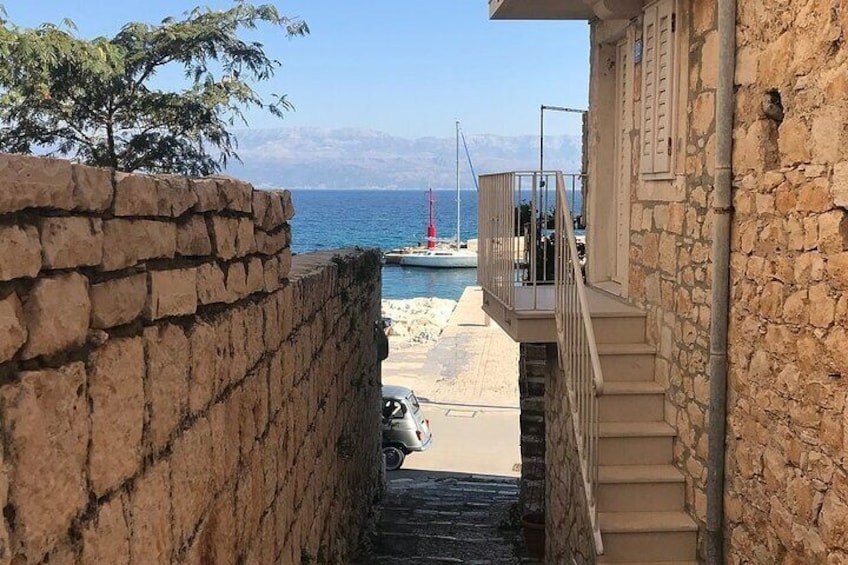 Sailing Brac Island from Split:Small Group Tour in Half Day with Swim and Snacks 5