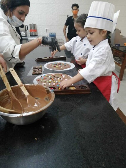 Make your own Chocolate: Cacao Magico Experience