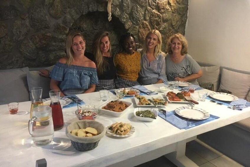 Traditional Lunch or Dinner with Drinks in Mykonos 1