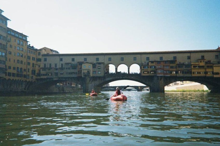 Kayak Soft in Florence under the Pontevecchio Arches 2