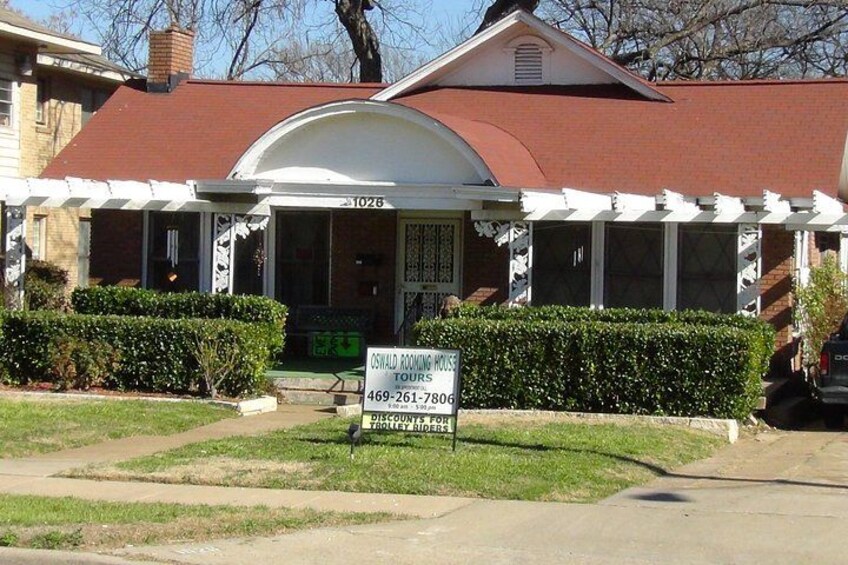1-Hour JFK Assassination Walking Tour 3