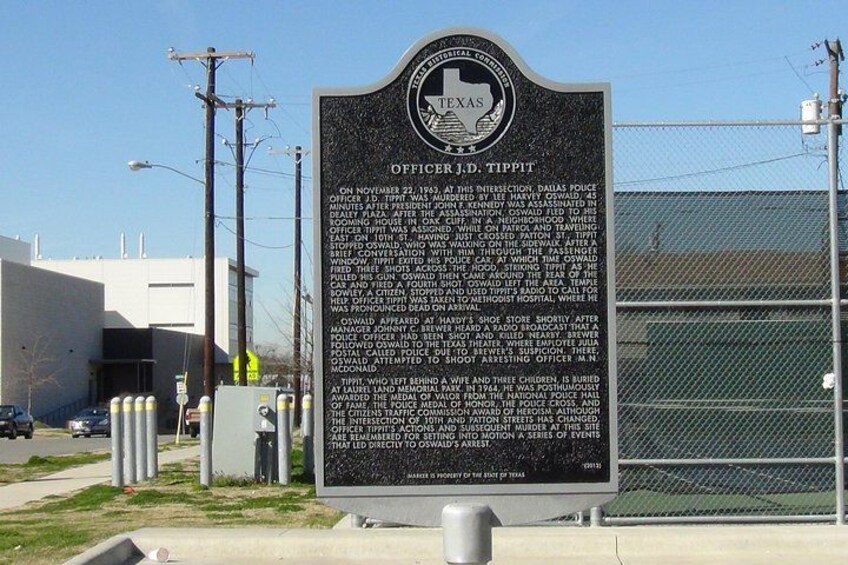 1-Hour JFK Assassination Walking Tour 2