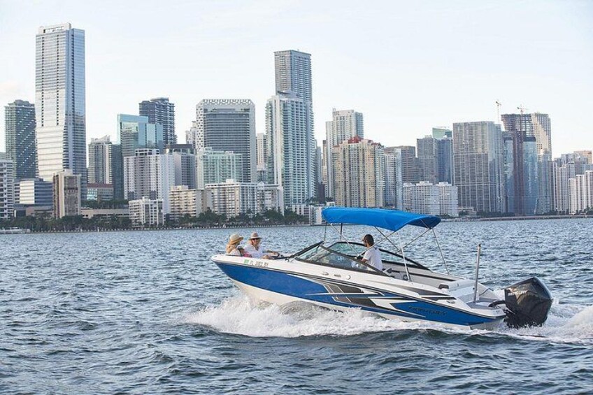 Private Boat Ride in Miami with Experienced Captain and Champagne 2