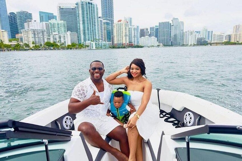 Private Boat Ride in Miami with Experienced Captain and Champagne 4