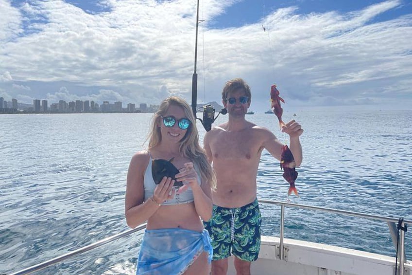 Private Fishing Charter for Family and Friends in Honolulu 5