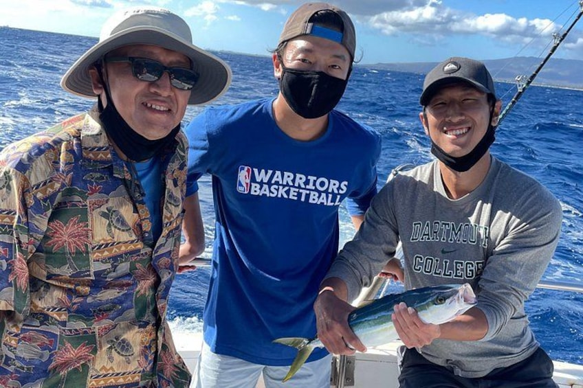 Private Fishing Charter for Family and Friends in Honolulu 3