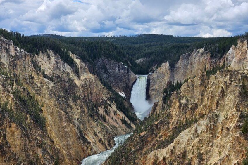 Lower Loop Van Tour from West Yellowstone: Grand Prismatic and Old Faithful 2