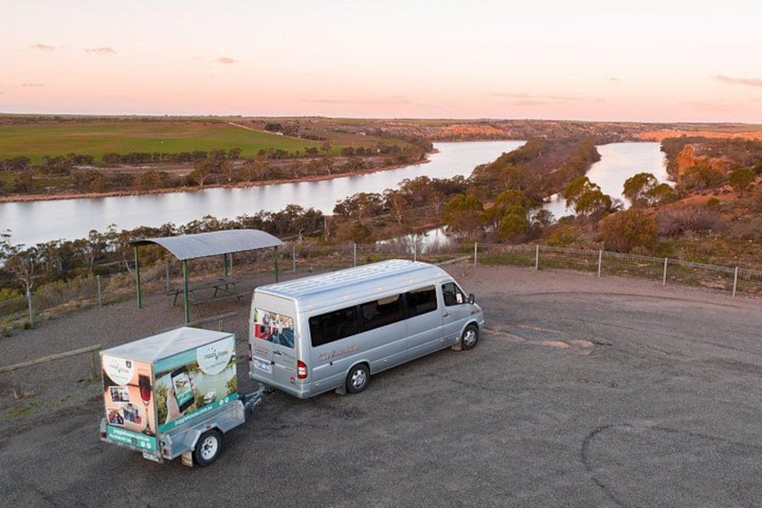 Lookout River Murray International Dark Sky Reserve Touring Vehicle and Trailer 2