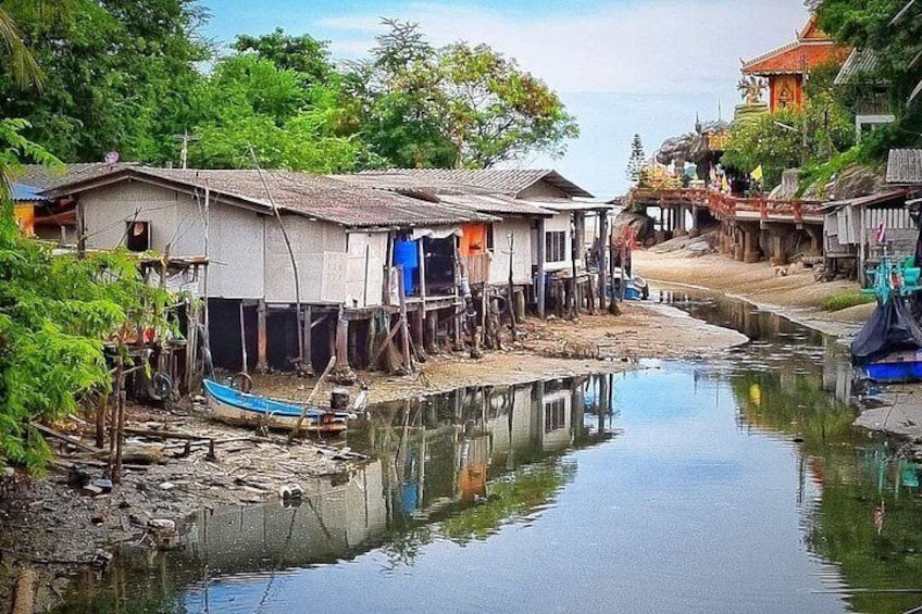Explore Hua Hin Half-Day Small-Group Tour with Lunch 2
