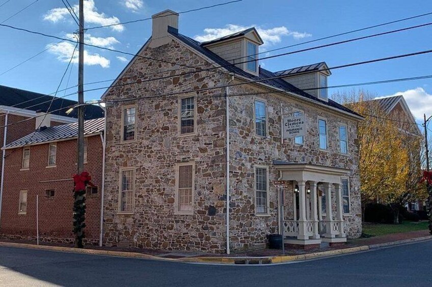 18th c. stone building 3