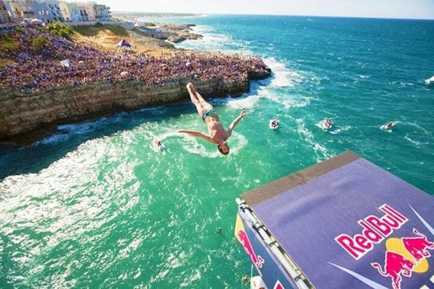 Crazy Red Bull divers 5