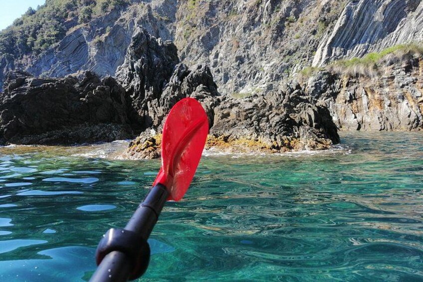 Kayak experience with Carnassa Tour in Cinque Terre + Snorkeling 5