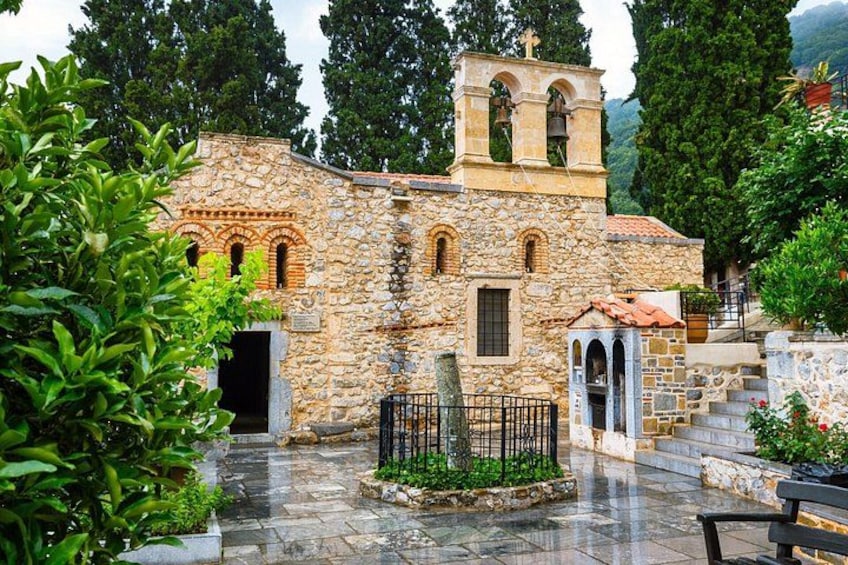 Private Full-Day Cave of Zeus - Knosos Tour from Ierapetra 3
