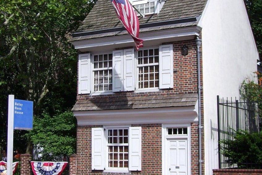 2.5 Hour Philadelphia History Tour with Washington War Tent Show 3