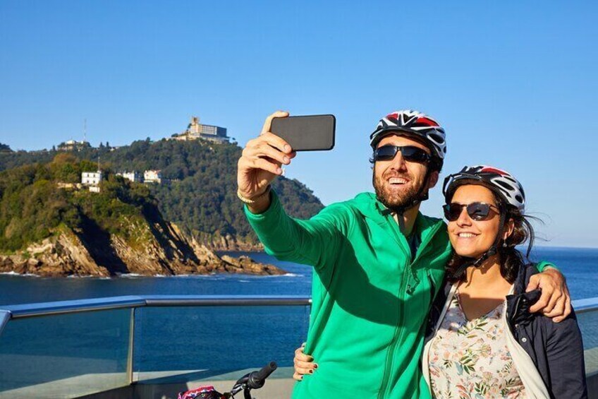 Basque History and Cultural Shared Tour by Bike