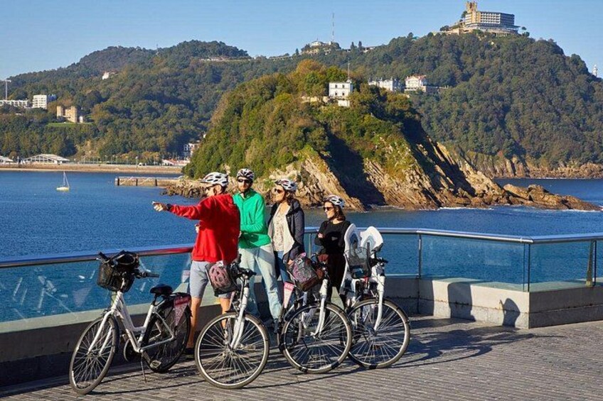 San Sebastian E-bike trour: Basque History and Cultural. 2