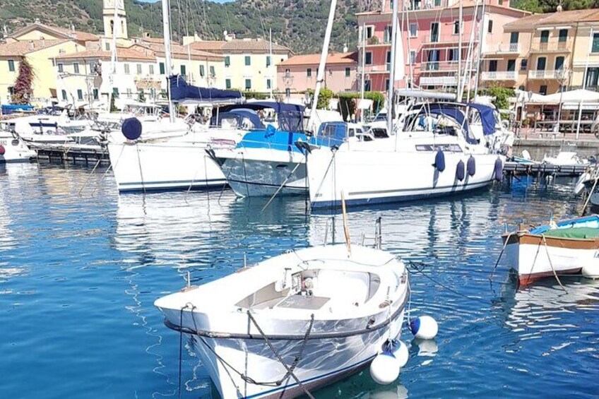 Porto Azzurro small harbor 5