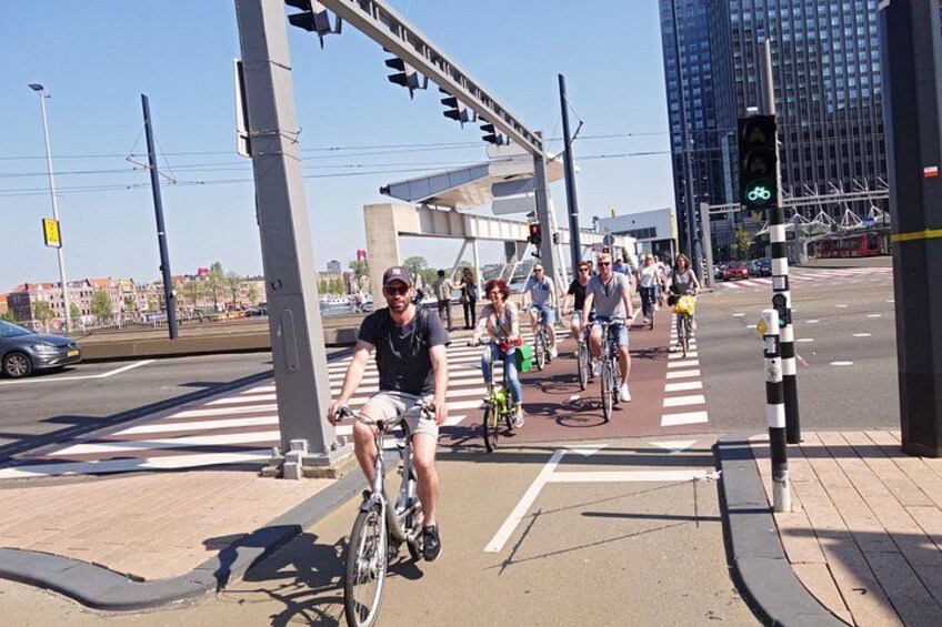 Safe, fun and easy cycling because of the great infrastructure 3
