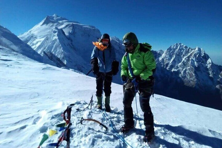 Chulu East Peak Climbing 5