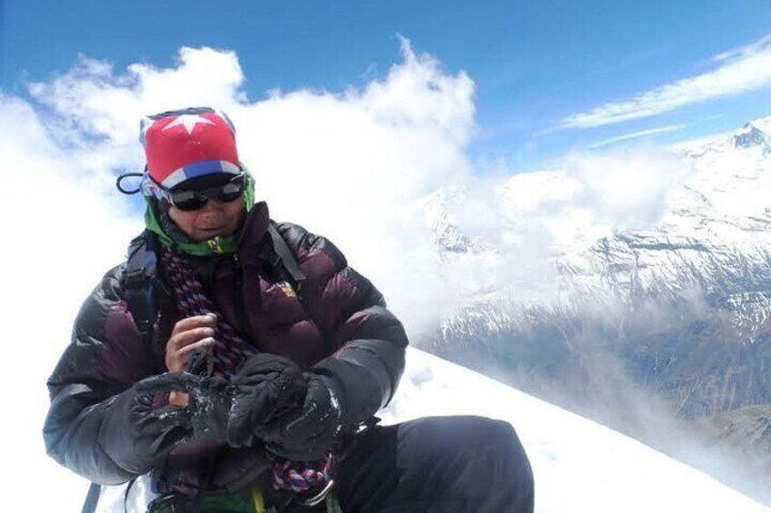 Chulu East Peak Climbing 3