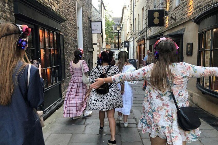 Headphoned Tour: Discover Bath & Bridgerton with Music 3