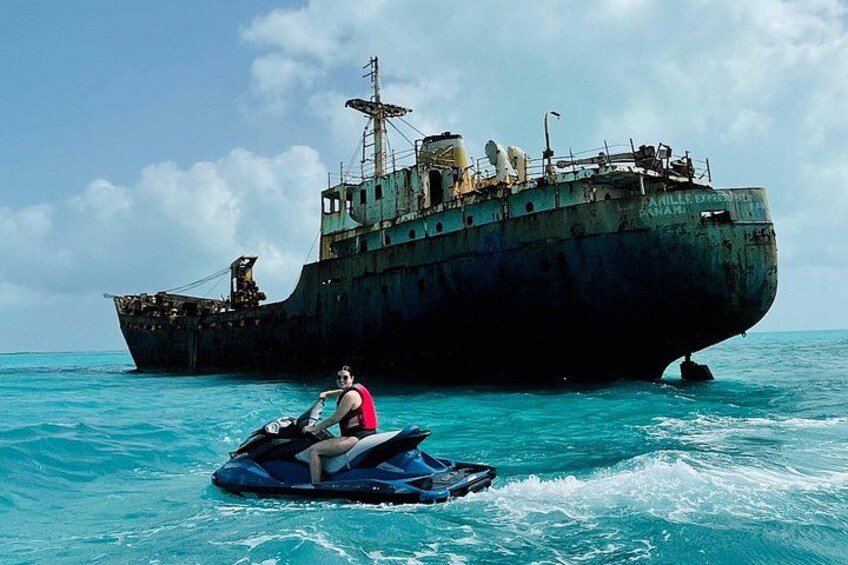 Shipwreck Adventure in Providenciales 3