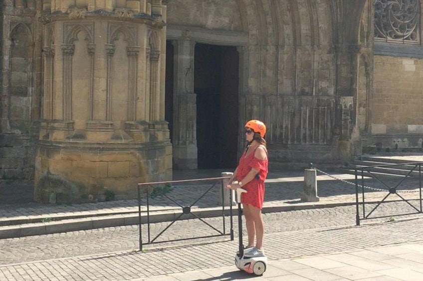 West entrance to Sainte Marie de Bayonne cathedral 5