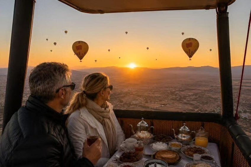 Hot Air Balloon Flight over Marrakech with Berber Breakfast 2