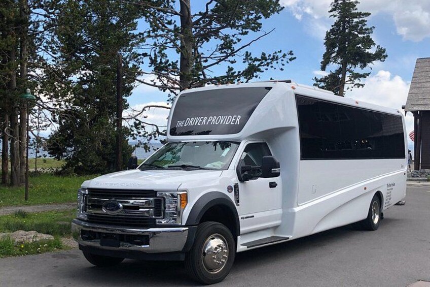 Private Full-Day Yellowstone National Park Tour 3