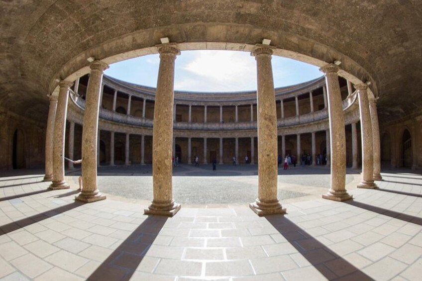 Palacio Carlos V 3