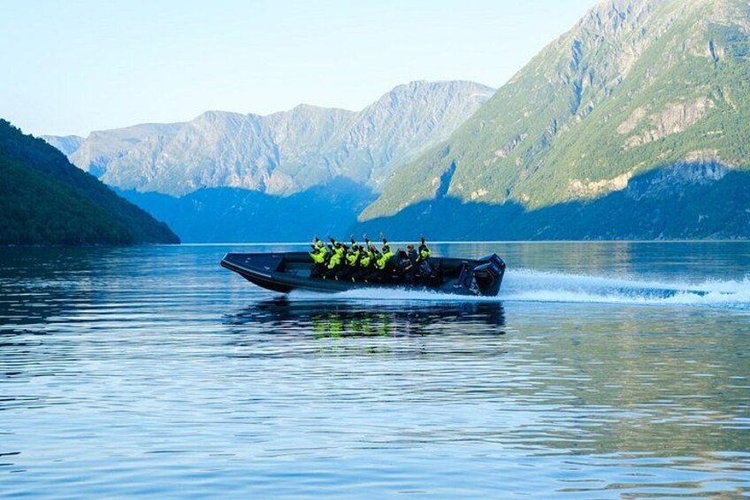 Geiranger: RIB Fjordsafari Geirangefjord 5